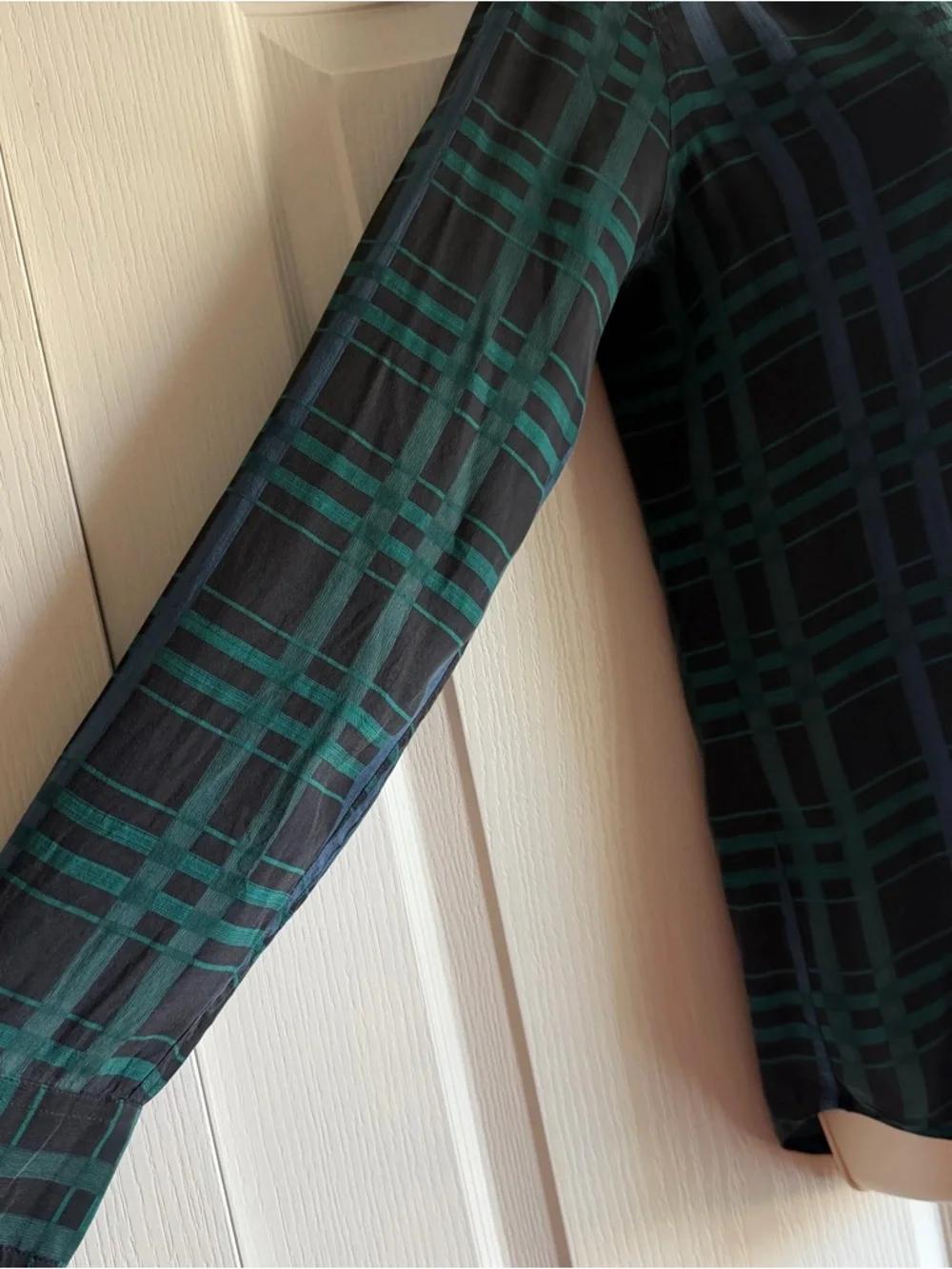 EQUIPMENT Slim Signature Silk Blouse - Picture 5 of 10